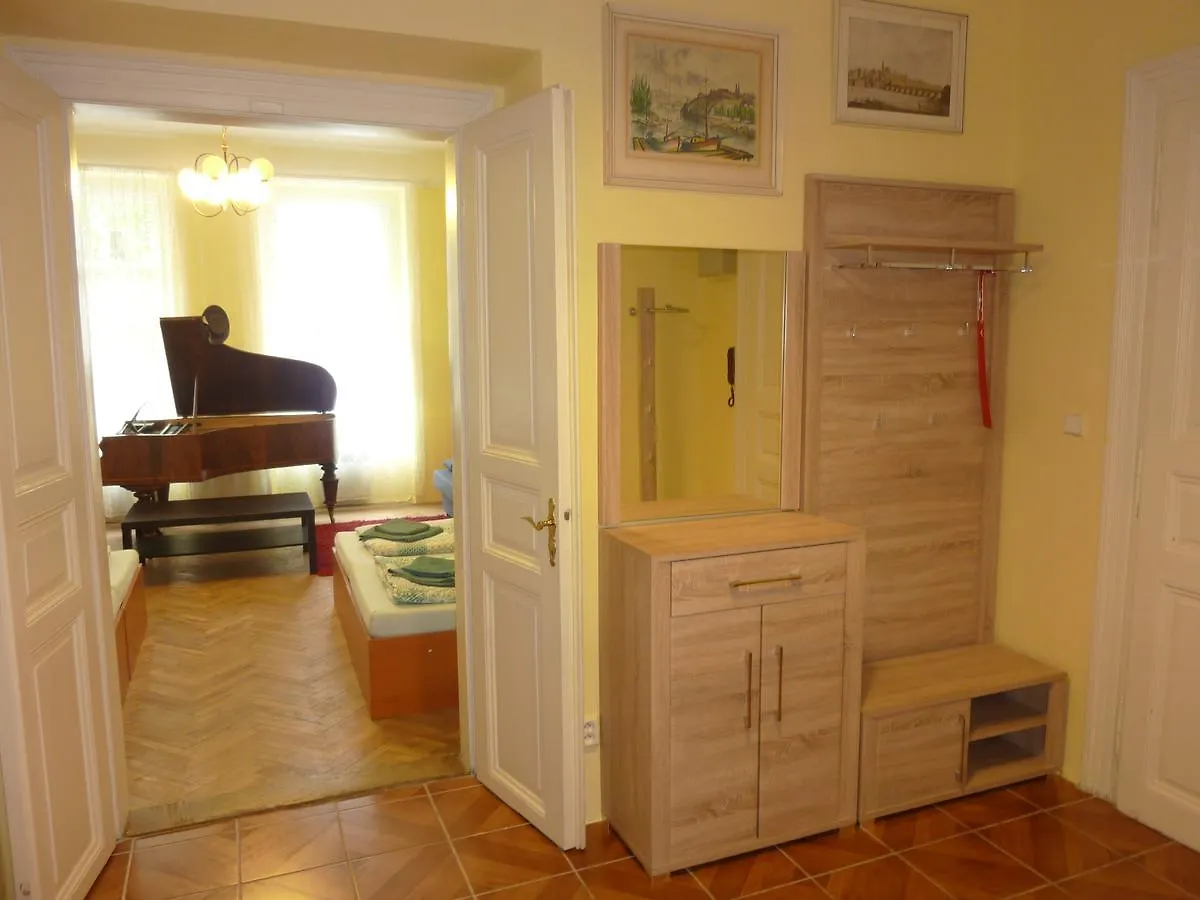 Apartment Shumava Prag